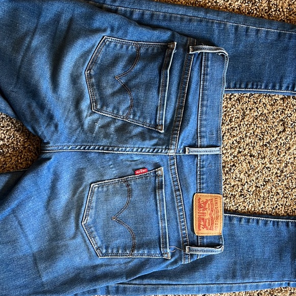 00 Levi Skinny Jeans - Picture 3 of 5